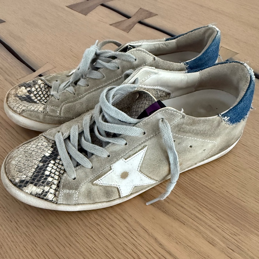 Golden Goose Superstar Sneakers with snake toes! 🐍 🌟